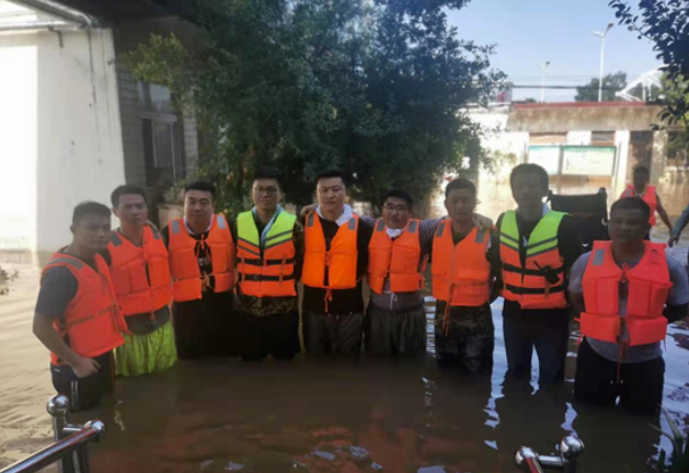 致敬AYX平台抗洪救灾最美身影